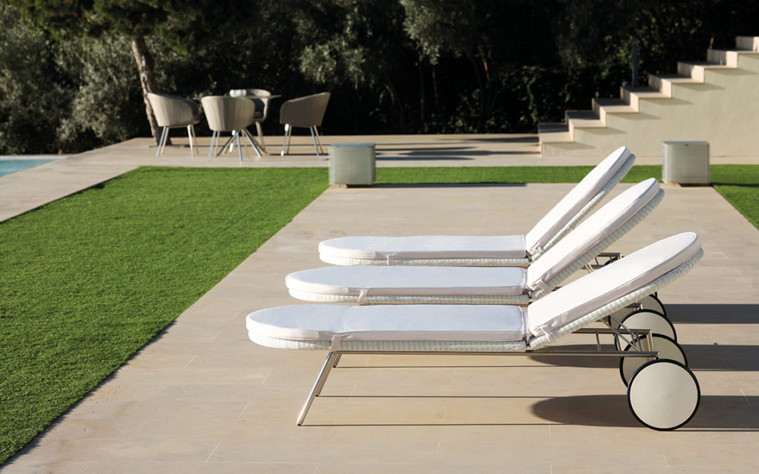 Shell Sunbed + Dining + Chair