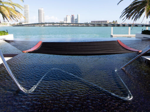 Air Lounge/ Wave Stand